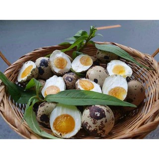 Trứng  cút muối